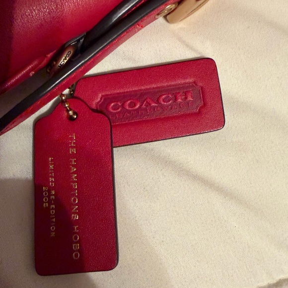 The Coach Originals Hamptons 2005 Glovetanned Crescent Hobo Bag - Picture 5 of 9